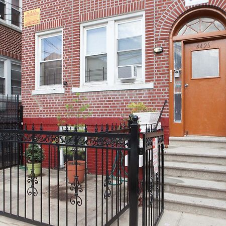 Studio, One And Two Bedroom Apartments - Bronx New York Eksteriør billede
