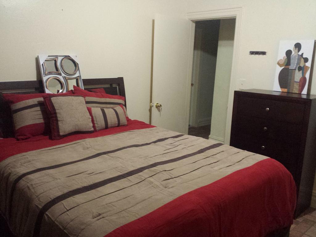 Studio, One And Two Bedroom Apartments - Bronx New York Værelse billede
