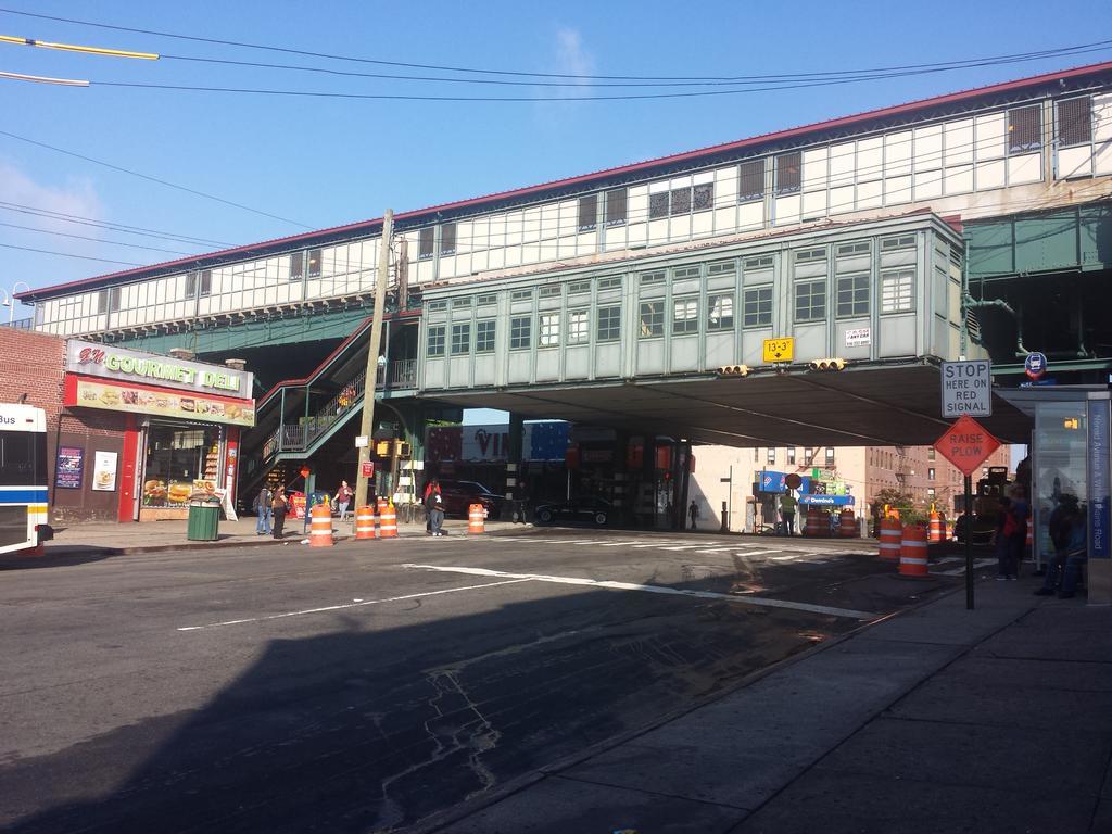 Studio, One And Two Bedroom Apartments - Bronx New York Eksteriør billede